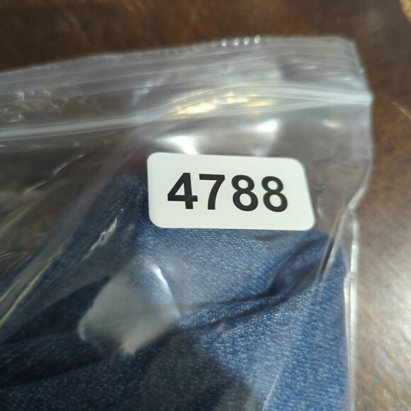 Judy Blue Jeans Women's 14W Blue Skinny Fit Capri Distressed Denim - Picture 11 of 11